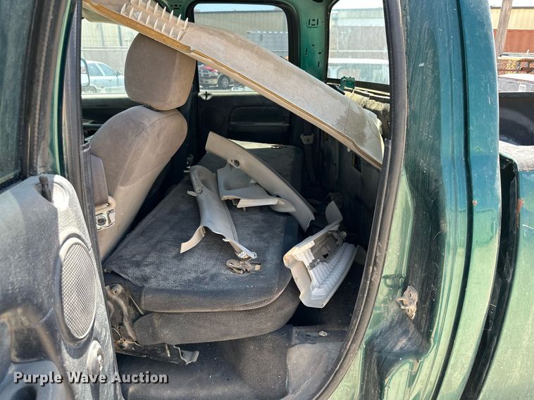image for item KM9806 2003 Dodge Ram 2500  Quad Cab pickup truck