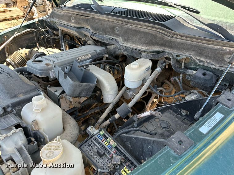 image for item KM9806 2003 Dodge Ram 2500  Quad Cab pickup truck