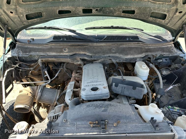 image for item KM9806 2003 Dodge Ram 2500  Quad Cab pickup truck