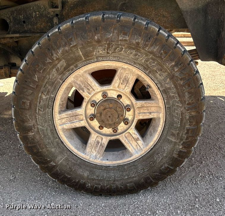 image for item KM9806 2003 Dodge Ram 2500  Quad Cab pickup truck