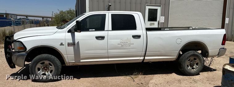 image for item KM9807 2011 Dodge Ram 3500HD  Crew Cab pickup truck