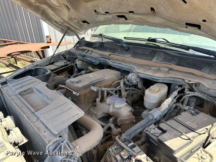 image for item KM9807 2011 Dodge Ram 3500HD  Crew Cab pickup truck