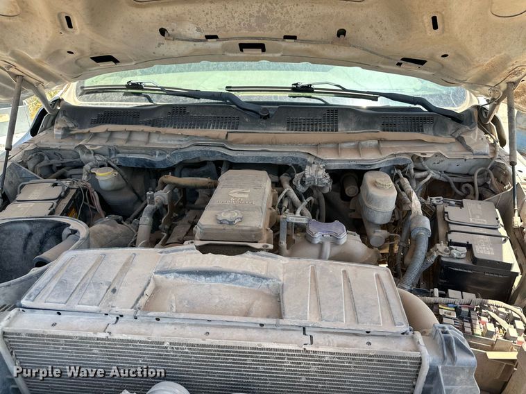 image for item KM9807 2011 Dodge Ram 3500HD  Crew Cab pickup truck