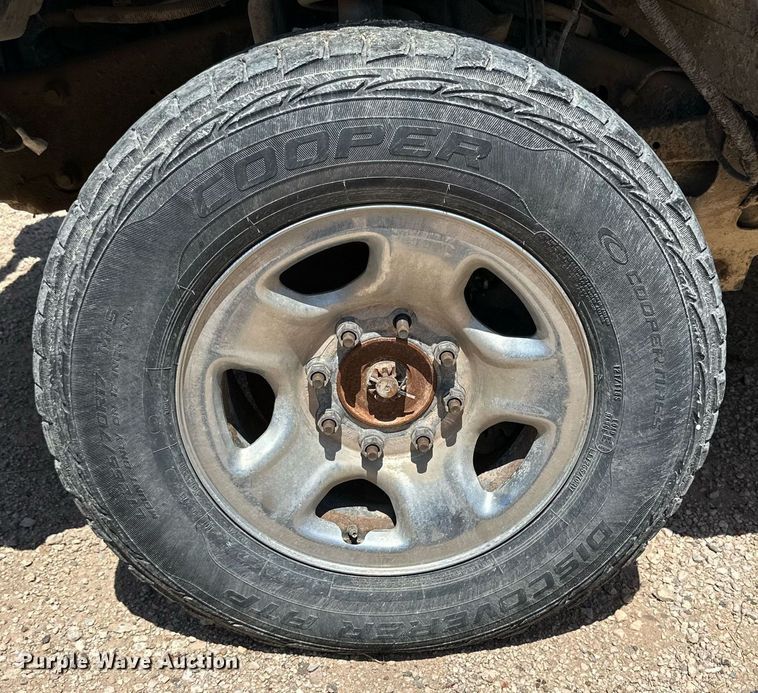 image for item KM9807 2011 Dodge Ram 3500HD  Crew Cab pickup truck