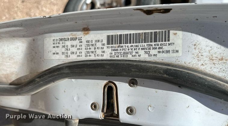 image for item KM9807 2011 Dodge Ram 3500HD  Crew Cab pickup truck