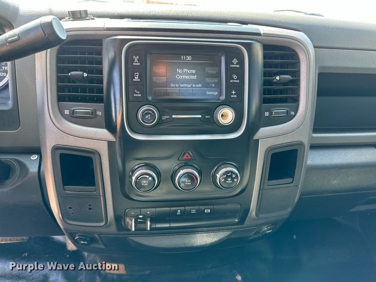 image for item KM9809 2014 Dodge Ram 2500HD  utility bed pickup truck