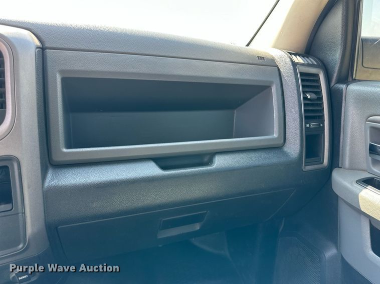 image for item KM9809 2014 Dodge Ram 2500HD  utility bed pickup truck