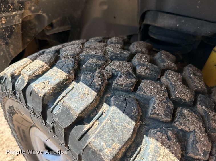 image for item KM9809 2014 Dodge Ram 2500HD  utility bed pickup truck