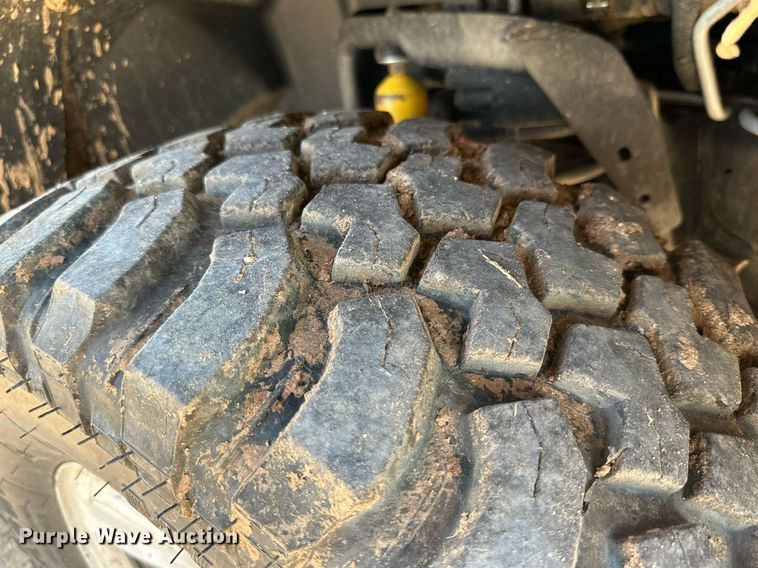 image for item KM9809 2014 Dodge Ram 2500HD  utility bed pickup truck