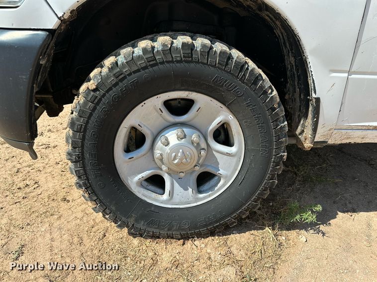 image for item KM9809 2014 Dodge Ram 2500HD  utility bed pickup truck