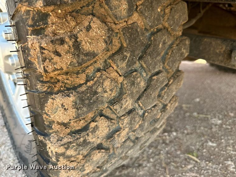 image for item KM9809 2014 Dodge Ram 2500HD  utility bed pickup truck