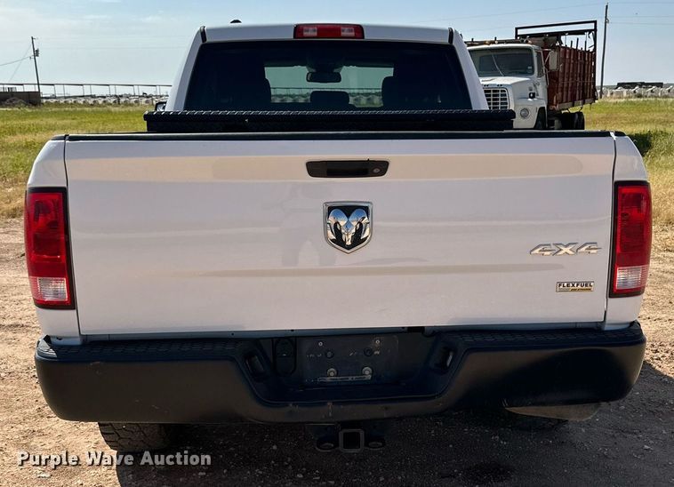 image for item KM9810 2015 Dodge Ram 1500  Quad Cab pickup truck