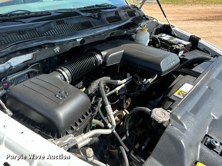 image for item KM9810 2015 Dodge Ram 1500  Quad Cab pickup truck