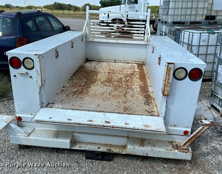 image for item KT9362 Utility bed