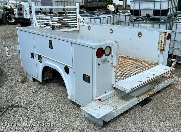 image for item KT9362 Utility bed