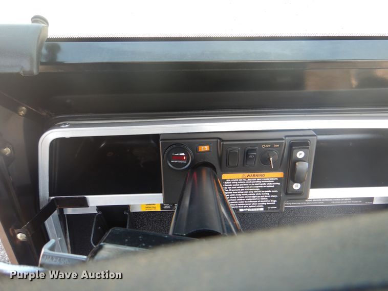 image for item KW9067 Club Car Carryall 252  golf cart