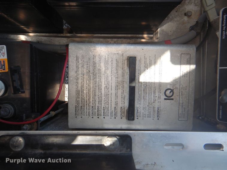 image for item KW9067 Club Car Carryall 252  golf cart