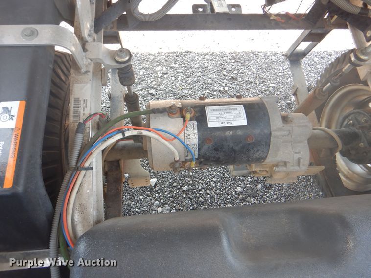 image for item KW9067 Club Car Carryall 252  golf cart