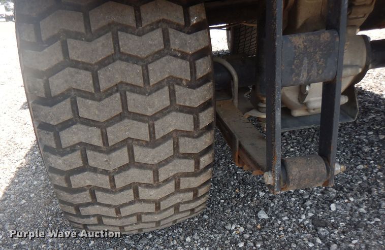 image for item KW9067 Club Car Carryall 252  golf cart