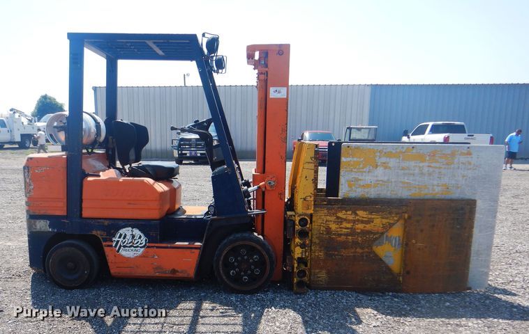 image for item KW9070 Toyota 5FGC30  forklift