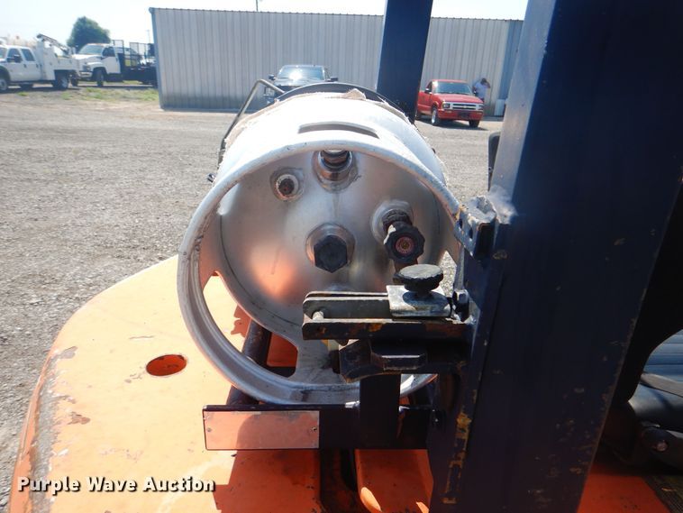 image for item KW9070 Toyota 5FGC30  forklift