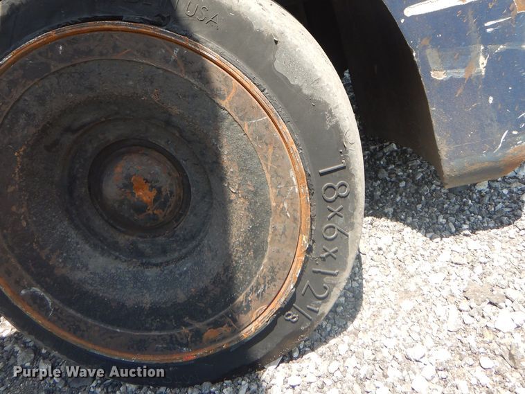 image for item KW9070 Toyota 5FGC30  forklift