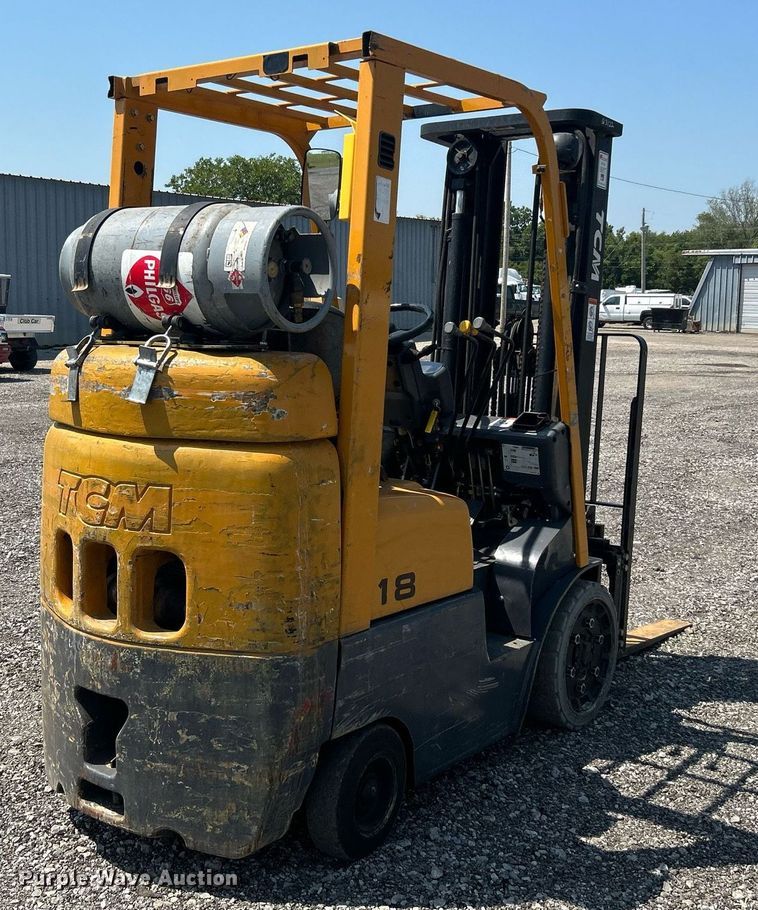 image for item KW9071 TCM FCG18-3L  forklift