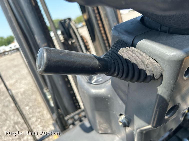 image for item KW9071 TCM FCG18-3L  forklift