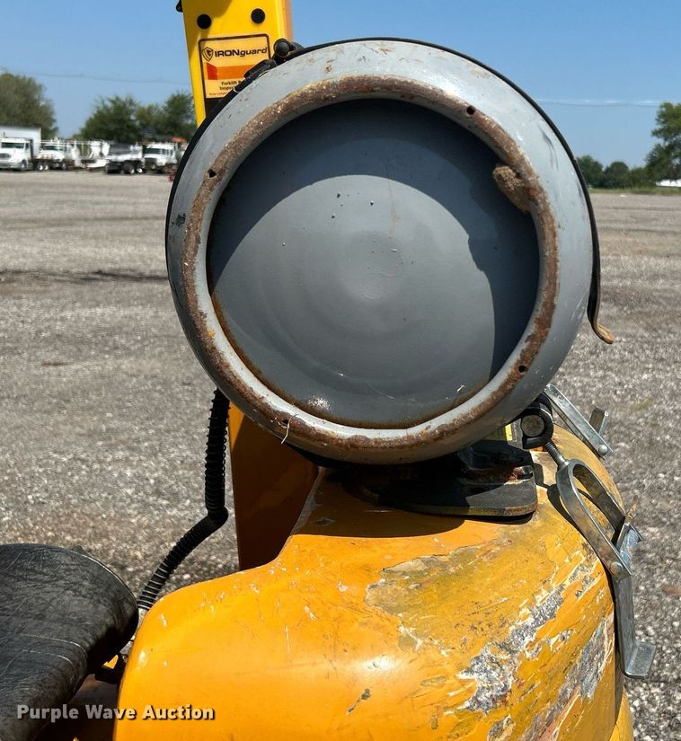 image for item KW9071 TCM FCG18-3L  forklift