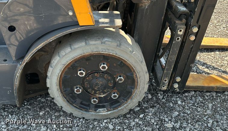 image for item KW9071 TCM FCG18-3L  forklift