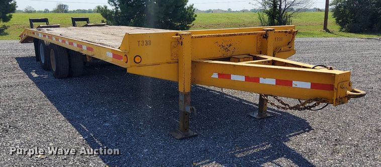 image for item KW9074 1998 Redi Haul R25210PFE  equipment trailer