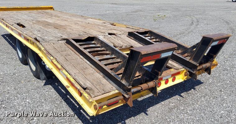 image for item KW9074 1998 Redi Haul R25210PFE  equipment trailer