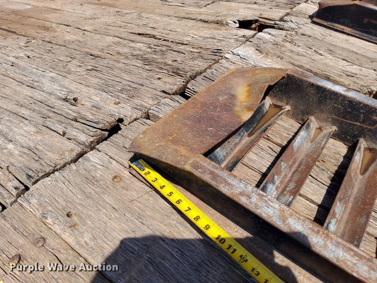 image for item KW9074 1998 Redi Haul R25210PFE  equipment trailer