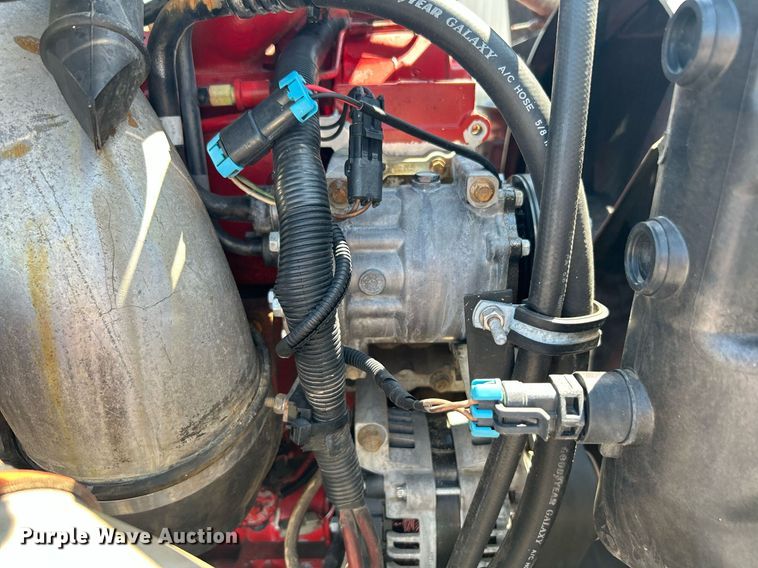 image for item KW9084 2005 International 9200i  flatbed truck