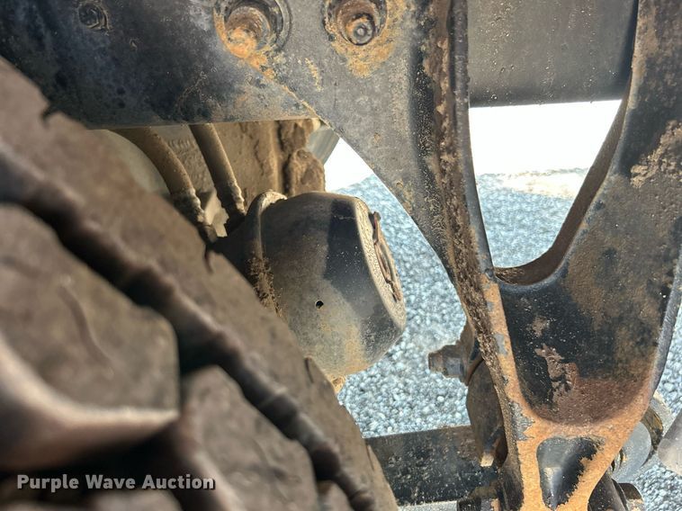 image for item KW9084 2005 International 9200i  flatbed truck