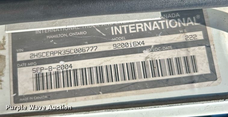 image for item KW9084 2005 International 9200i  flatbed truck