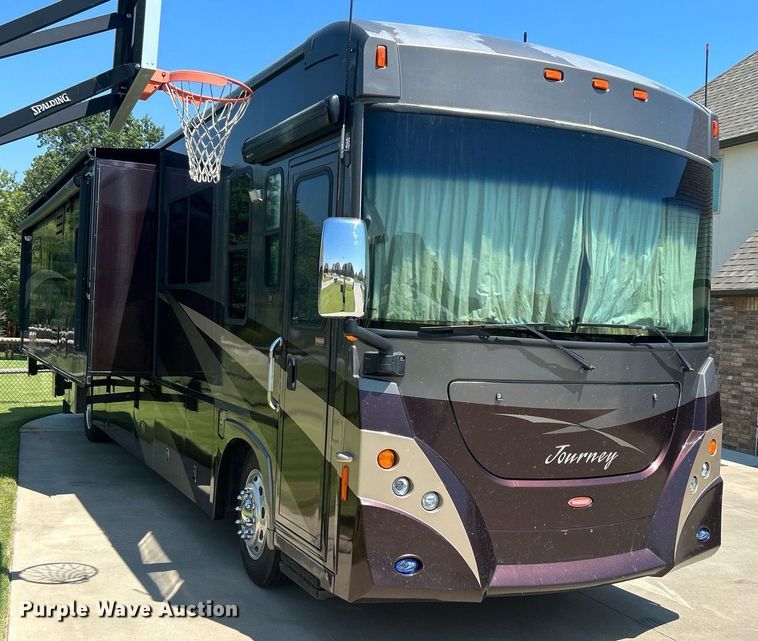 image for item KW9085 2008 Winnebago Journey  RV