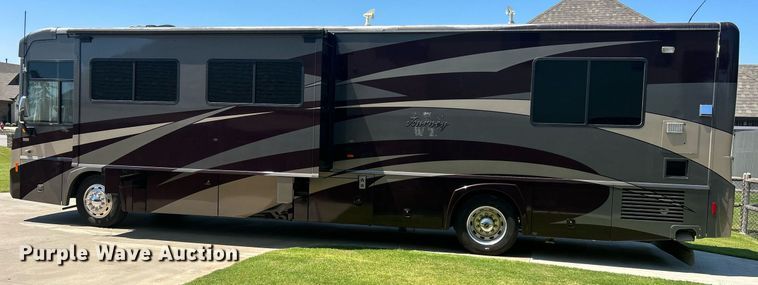 image for item KW9085 2008 Winnebago Journey  RV