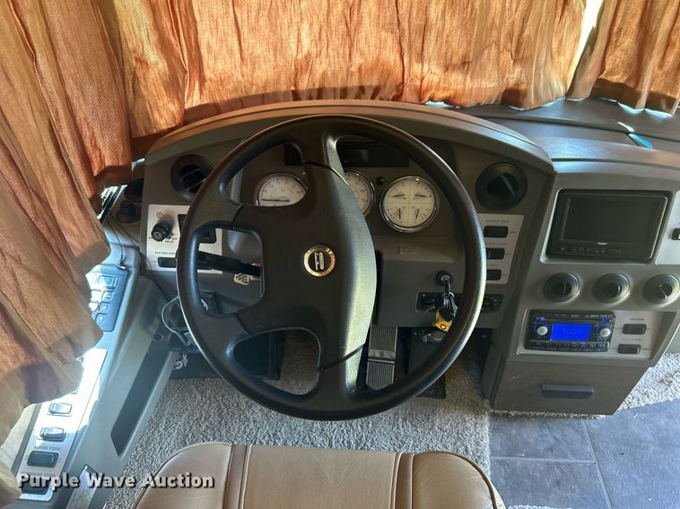 image for item KW9085 2008 Winnebago Journey  RV