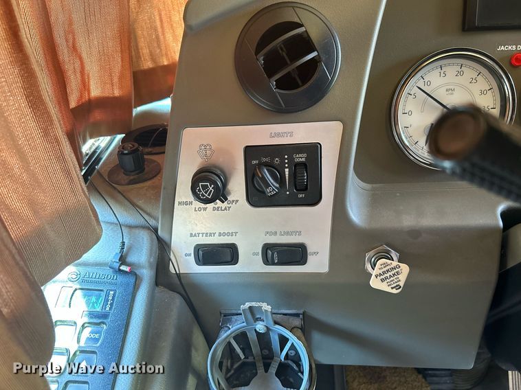 image for item KW9085 2008 Winnebago Journey  RV