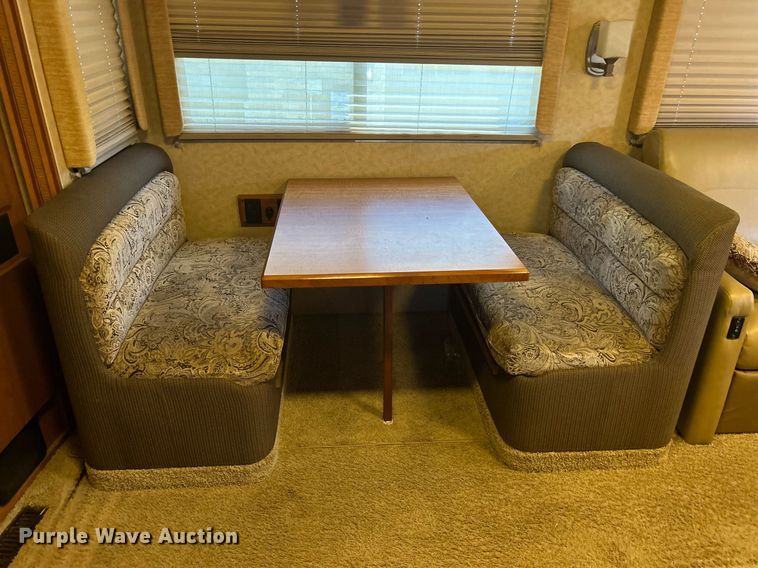 image for item KW9085 2008 Winnebago Journey  RV