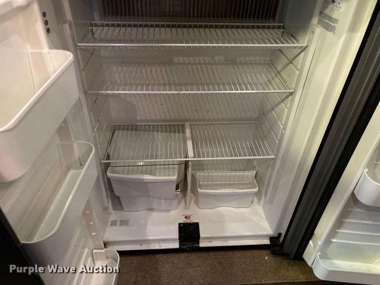 image for item KW9085 2008 Winnebago Journey  RV