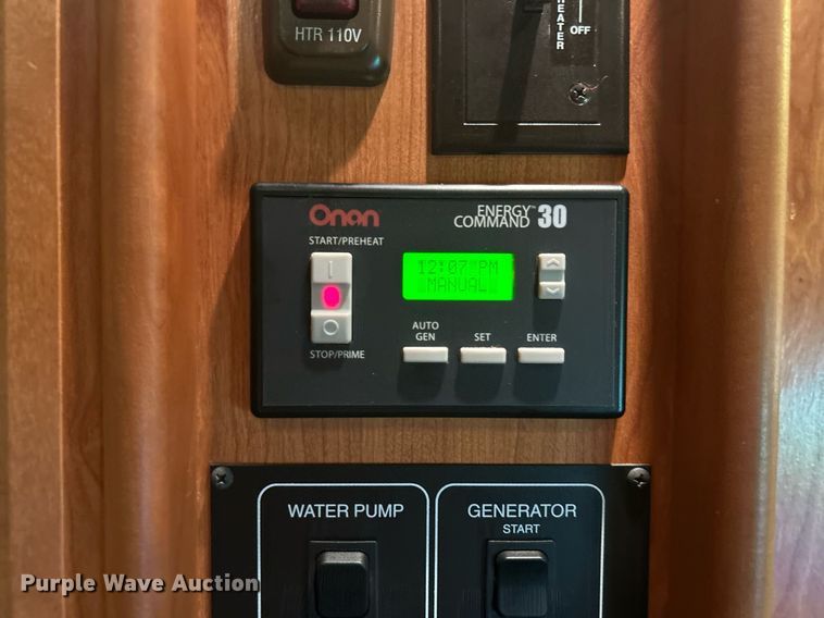 image for item KW9085 2008 Winnebago Journey  RV