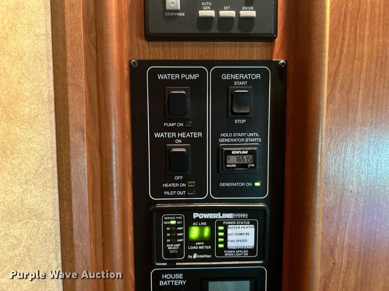 image for item KW9085 2008 Winnebago Journey  RV