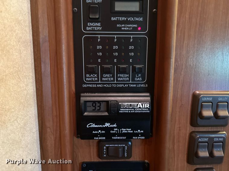 image for item KW9085 2008 Winnebago Journey  RV