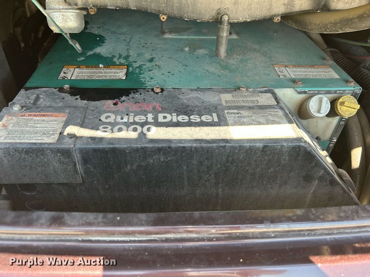 image for item KW9085 2008 Winnebago Journey  RV