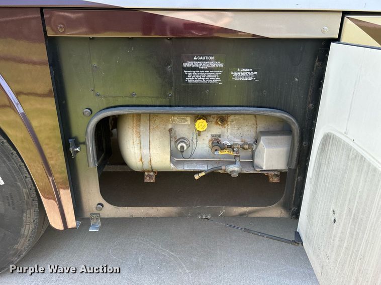 image for item KW9085 2008 Winnebago Journey  RV