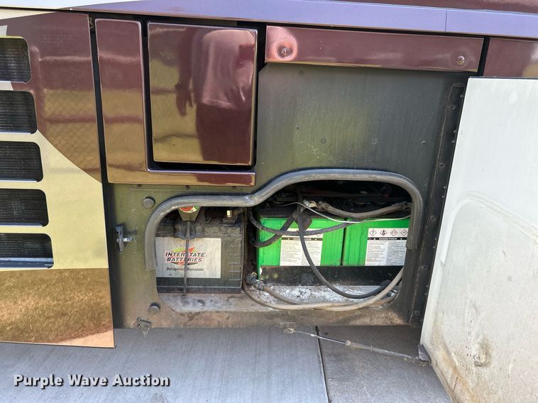 image for item KW9085 2008 Winnebago Journey  RV