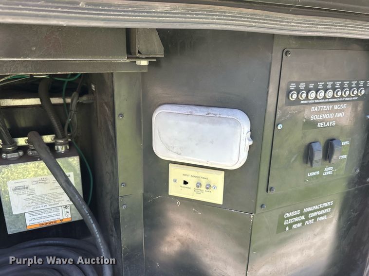 image for item KW9085 2008 Winnebago Journey  RV