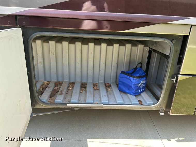 image for item KW9085 2008 Winnebago Journey  RV